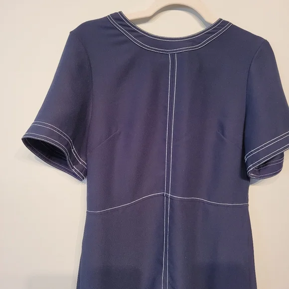 Dress - Picture 2 of 5